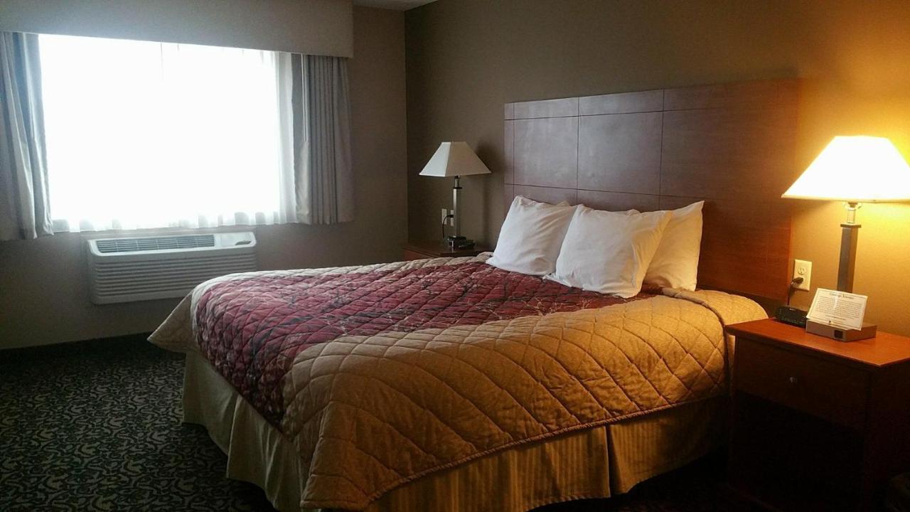 Canby Inn And Suites Εξωτερικό φωτογραφία