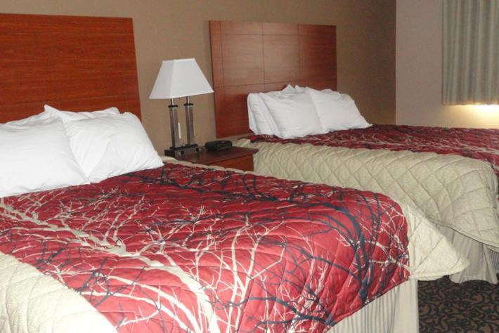 Canby Inn And Suites Εξωτερικό φωτογραφία